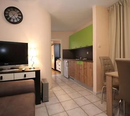 Ara-ara Apartment *